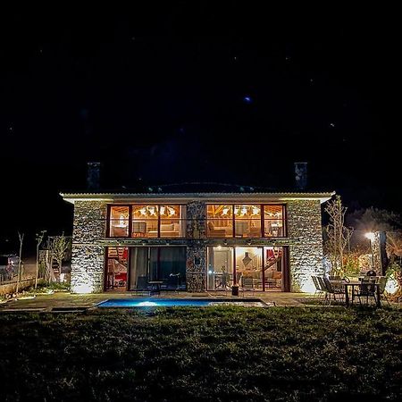 Modern Stone Villas With Swimming Pool Aliveri Esterno foto